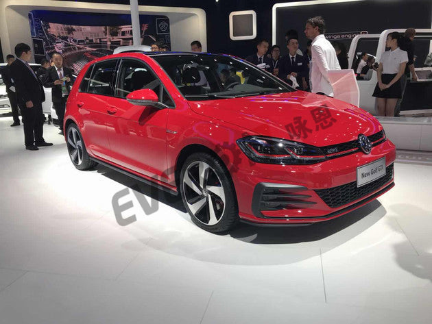 Kit carrosserie style GTI pour Volkswagen Golf 7.5 — vue 3