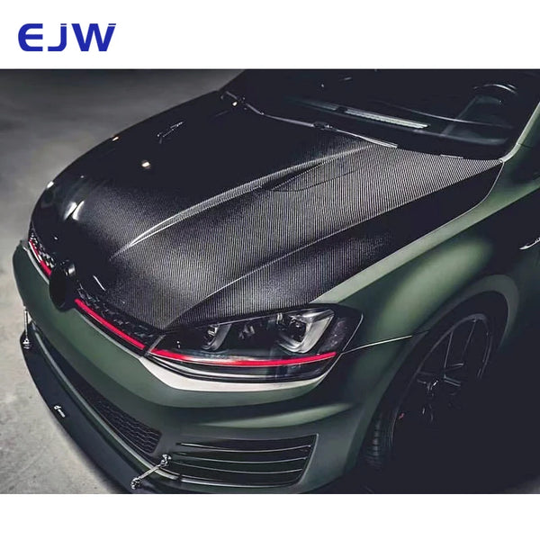 Capot moteur carbone Volkswagen Golf 7/7.5 2014-2019 — vue 1