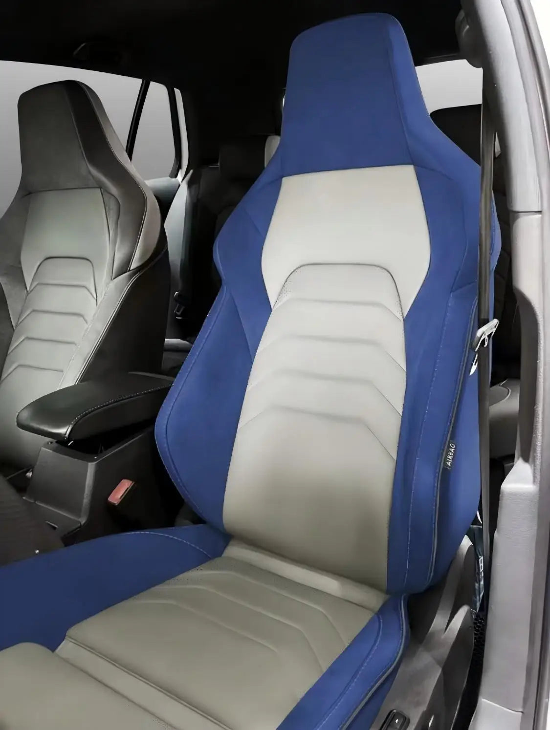 Sièges sport à motif pied-de-poule pour Golf GTI et R