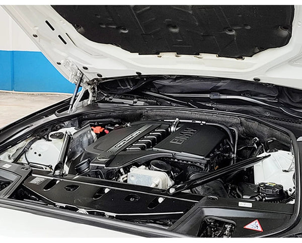 Nettoyant puissant pour compartiment moteur de voiture, produit de décontamination pour l'entretien automobile - OURANE.COM