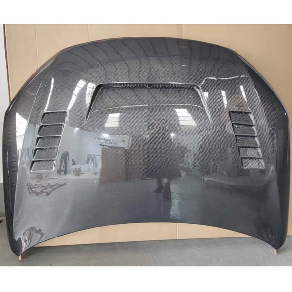 Capot carbone style C Volkswagen Scirocco — vue 5