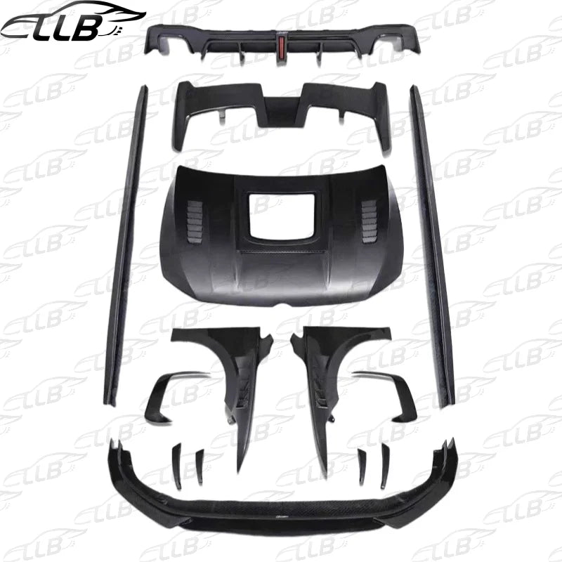 Kit carrosserie en carbone sec pour Volkswagen Golf 8 GTI