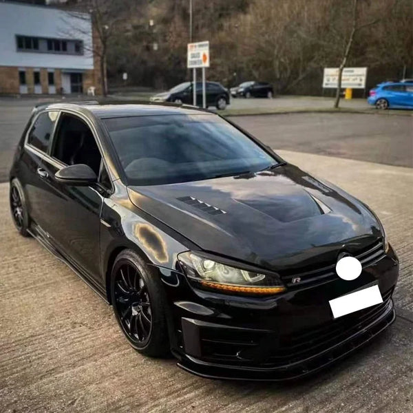 Capot carbone style C Volkswagen Scirocco — vue 3