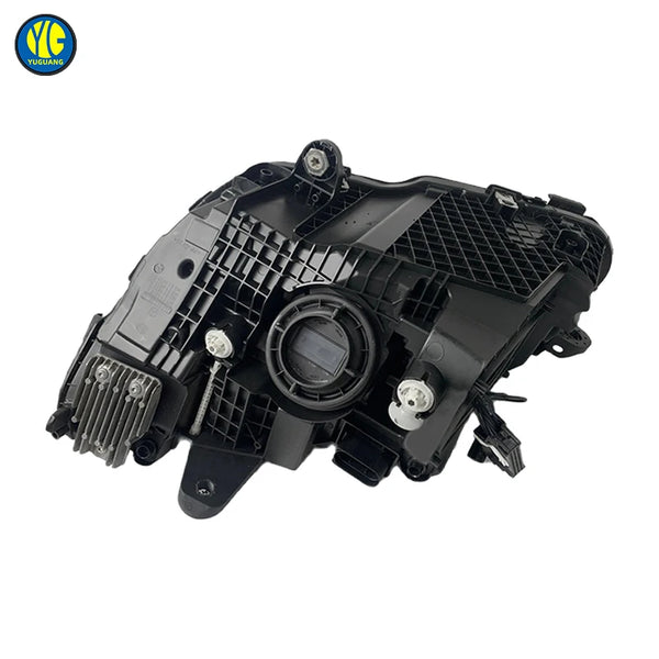 Phare LED réf. 2059066204 pour Mercedes Classe C W205