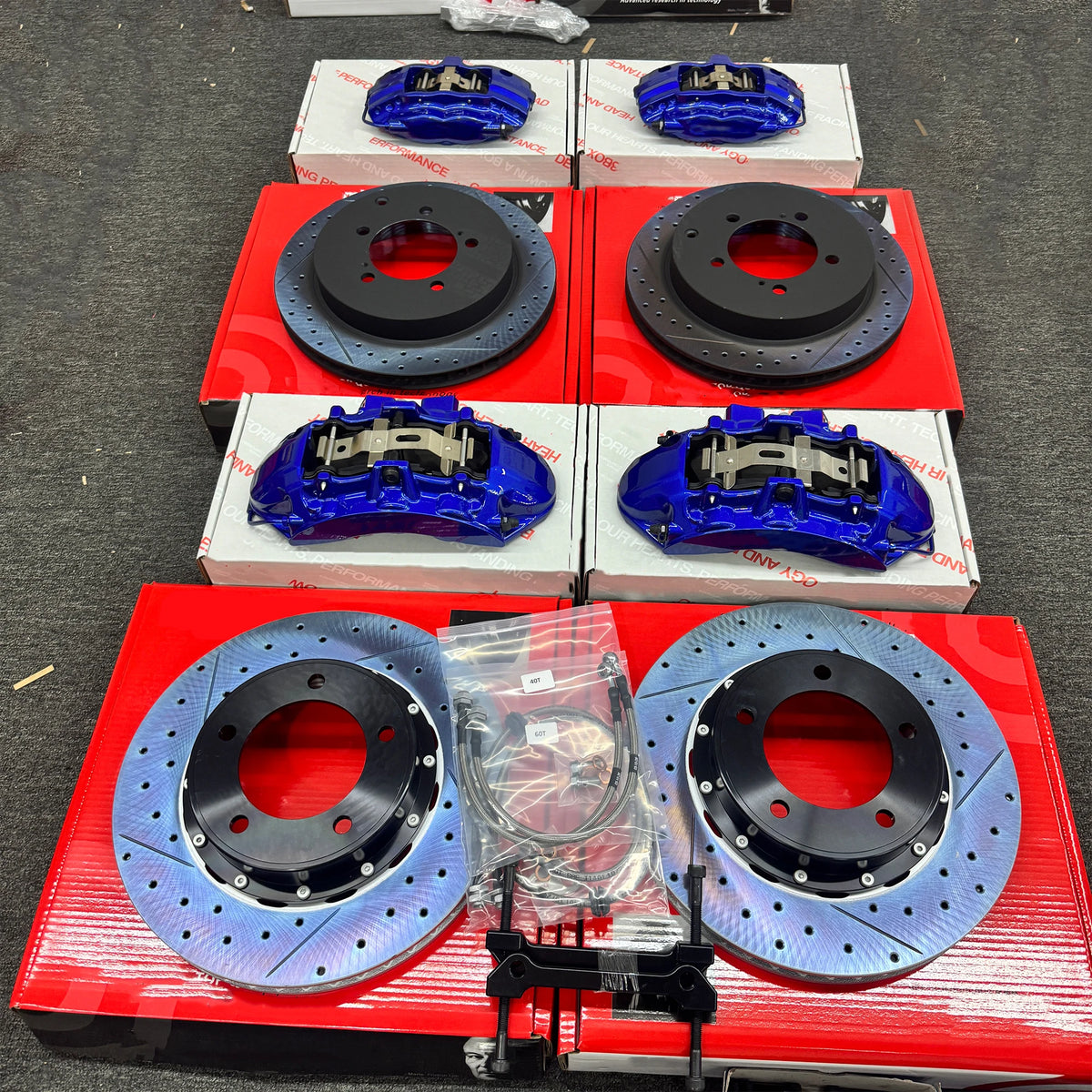 Premium personnalisé pour brembo Caliper 4 6 Pot Caliper Big Brake Kits Tuning Brake Systems pour Toyota Lc200 4775060280 4775060090 – Version 2