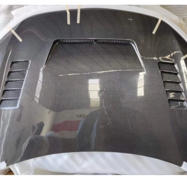 Capot carbone style C Volkswagen Scirocco — vue 2