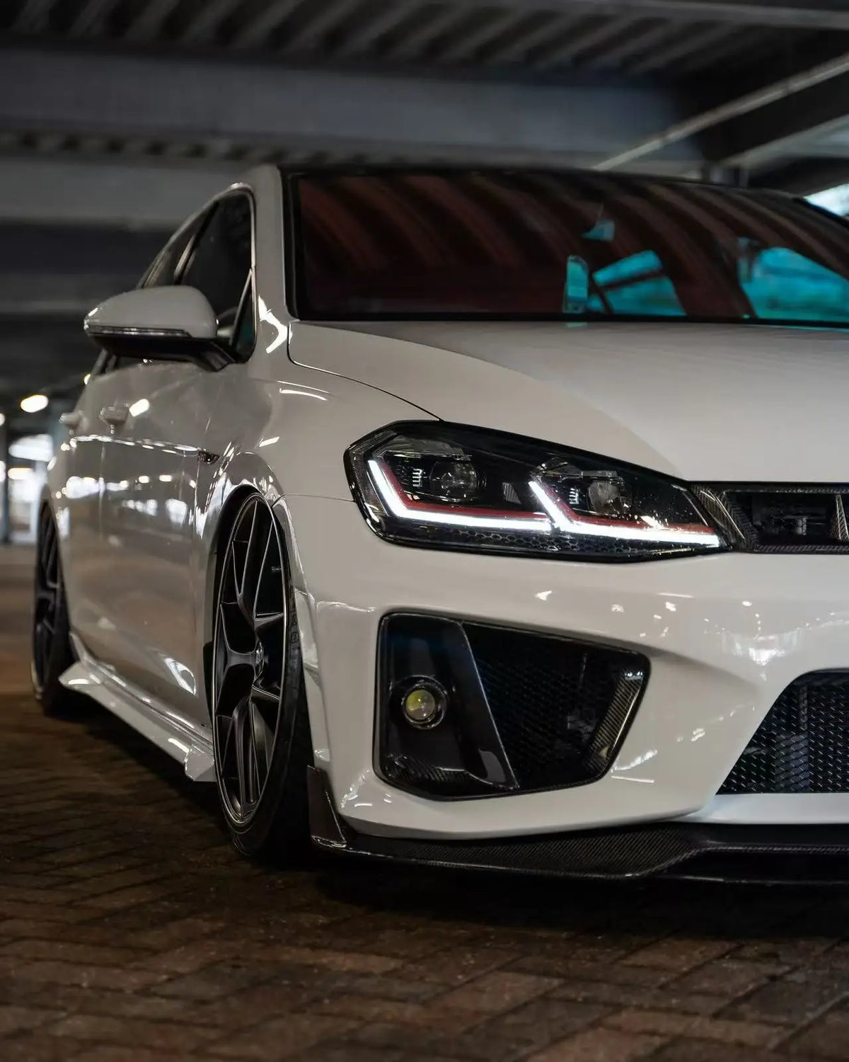Kit Carrosserie Large Style Robot pour VW Golf 7.5 (2018-2022) – Carrosserie & aérodynamique | OURANE.COM