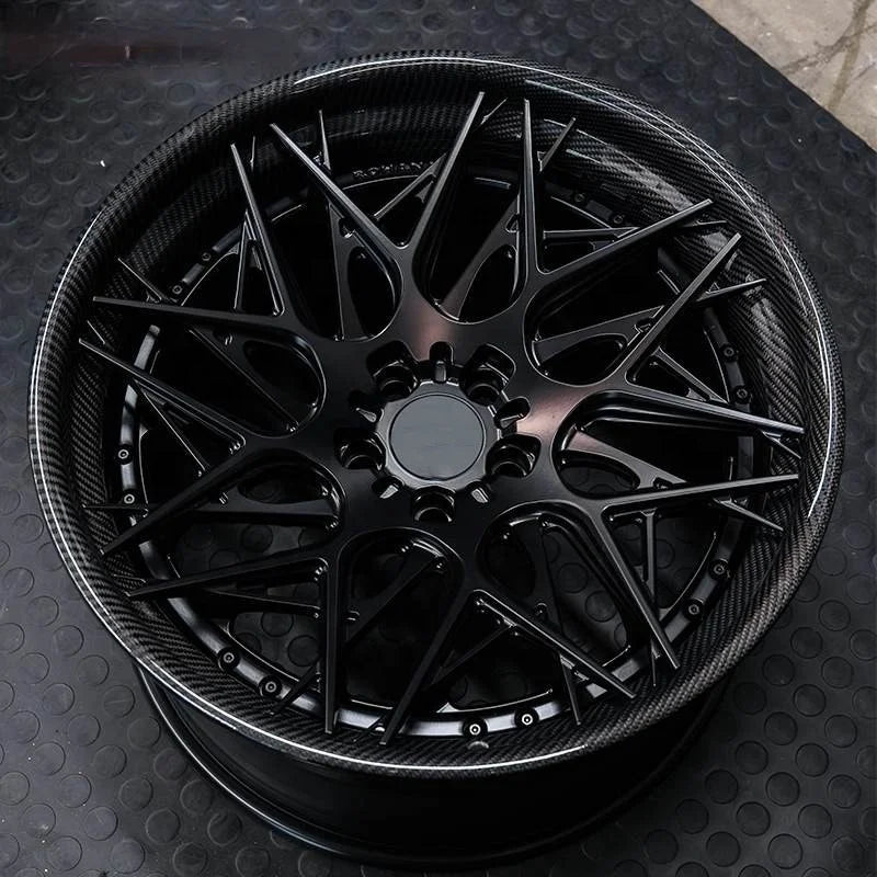 Jantes forgées finition or foncé pour berlines de luxe et 4x4