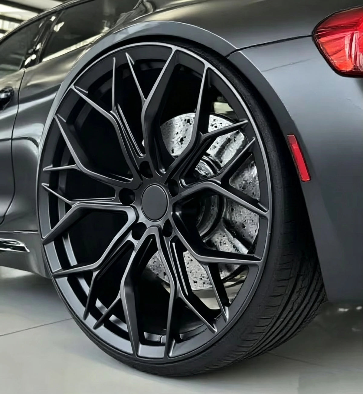 Jantes forgées Grey Bespoke Racing, 17 à 22 pouces pour Audi, BMW, Volkswagen et Honda