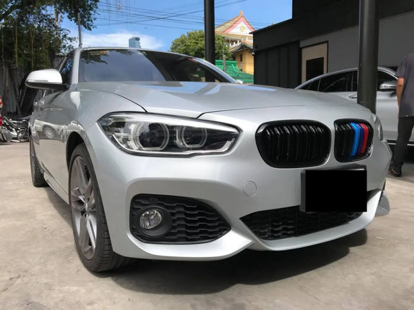 XVIP calandre de course de calandre de pare-chocs avant pour BMW série 1 F20 F21 2015-2019 Grilles noires brillantes à Double