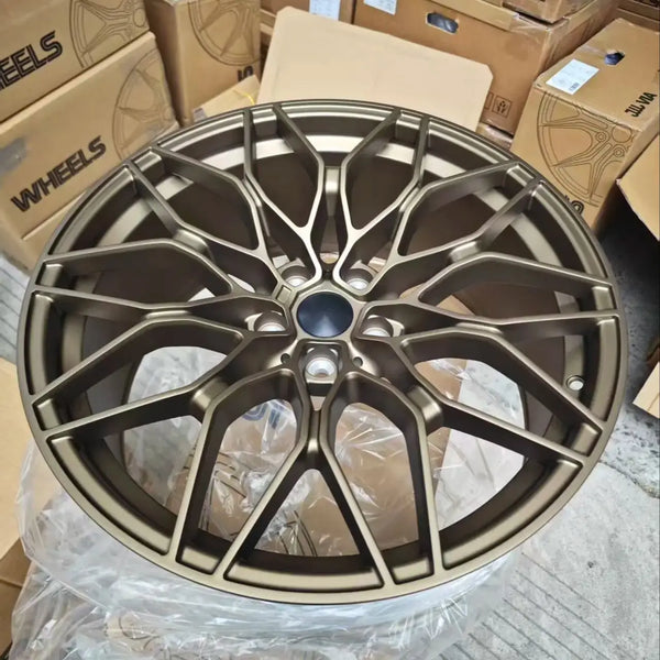 Jantes Coulées à branches entrecroisées Bronze/Noir Brillant pour BMW M3/M4/M5 — vue 4
